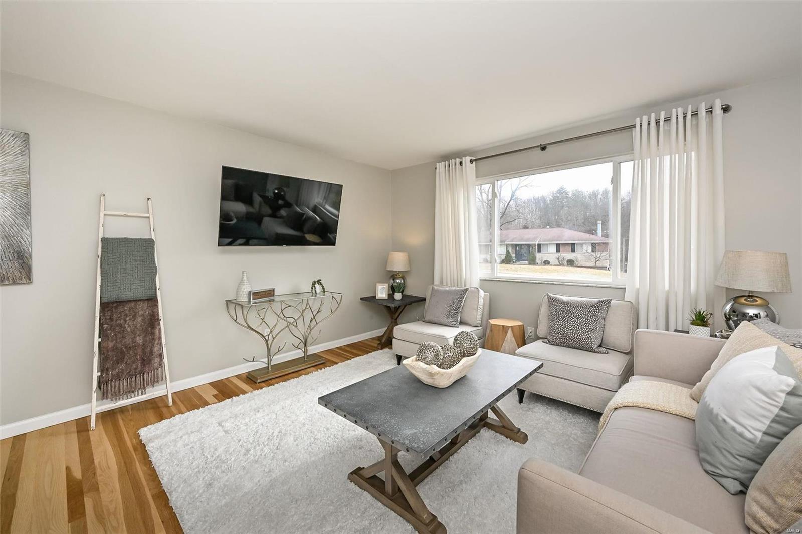 52 Forest Knoll Drive