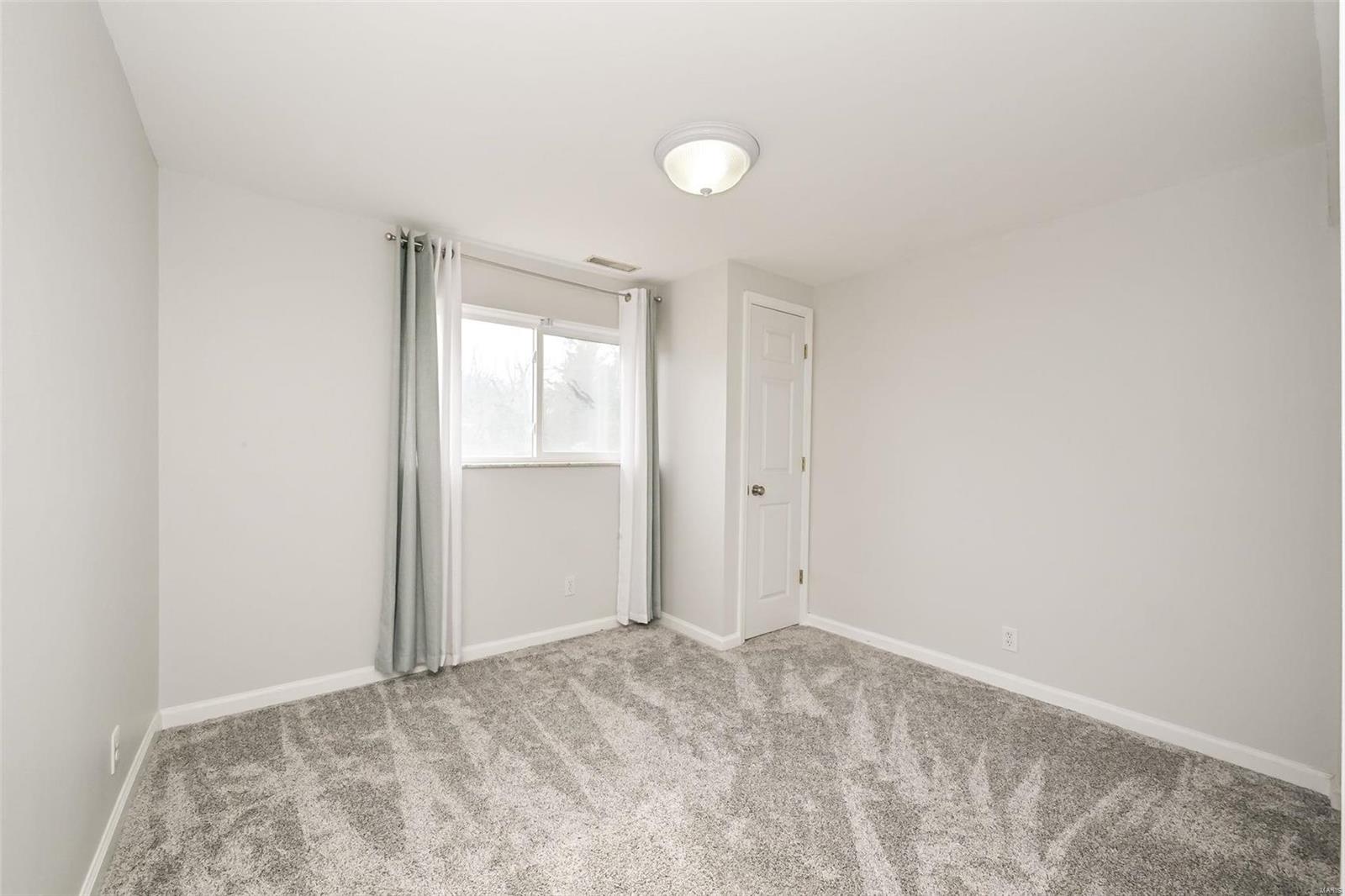 52 Forest Knoll Drive