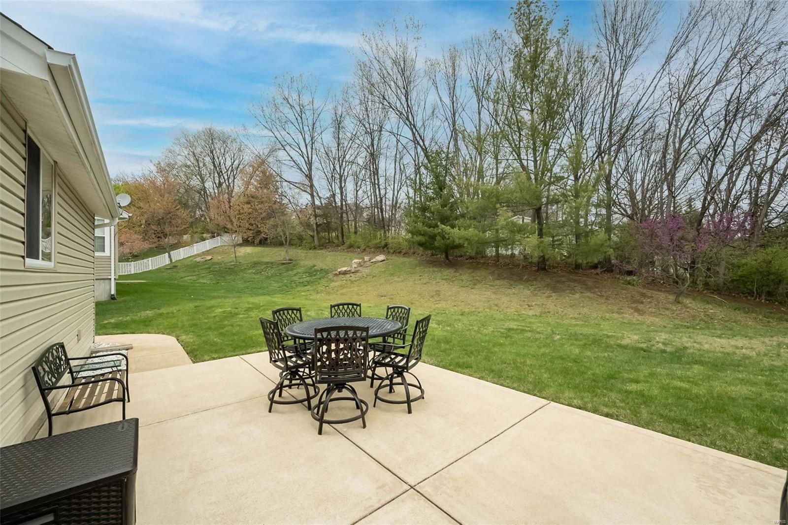 417 Roosevelt Woods Court