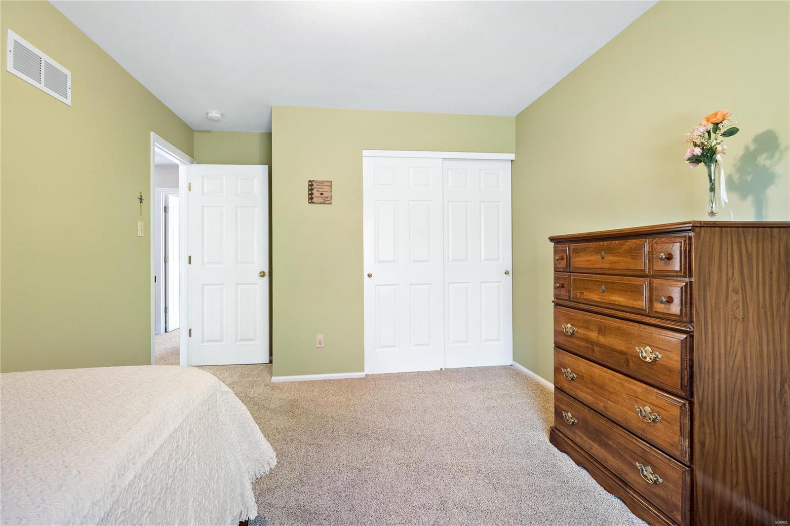 417 Roosevelt Woods Court