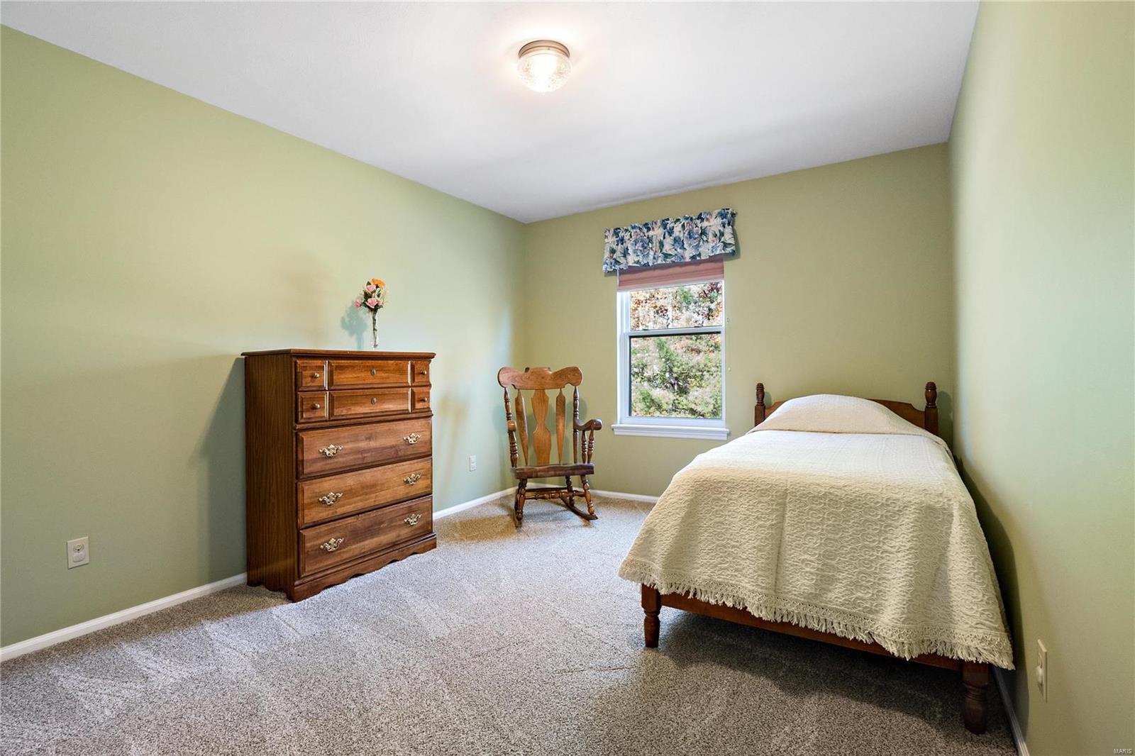 417 Roosevelt Woods Court