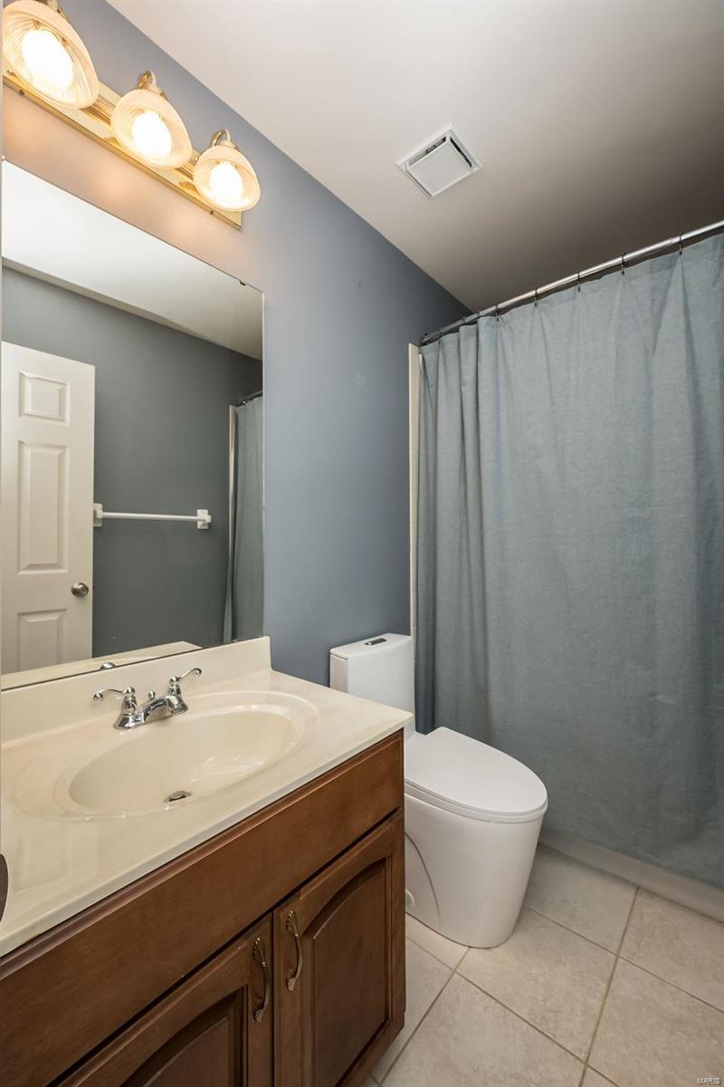 1025 Remington Oaks Court