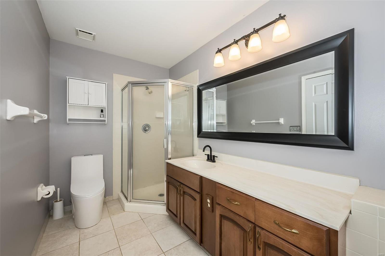 1025 Remington Oaks Court