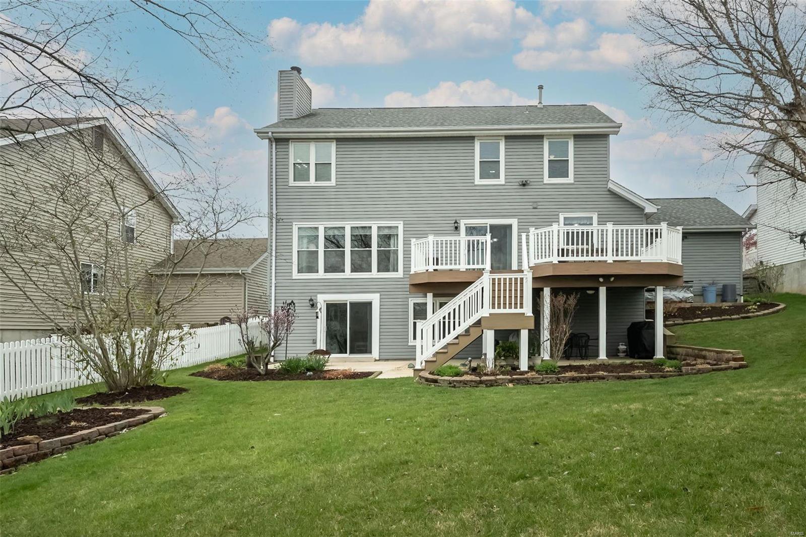 405 Roosevelt Woods Court