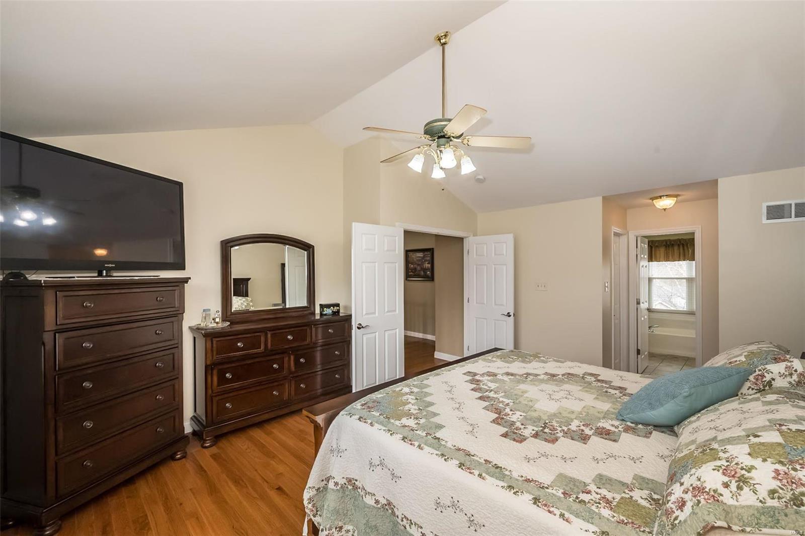 405 Roosevelt Woods Court