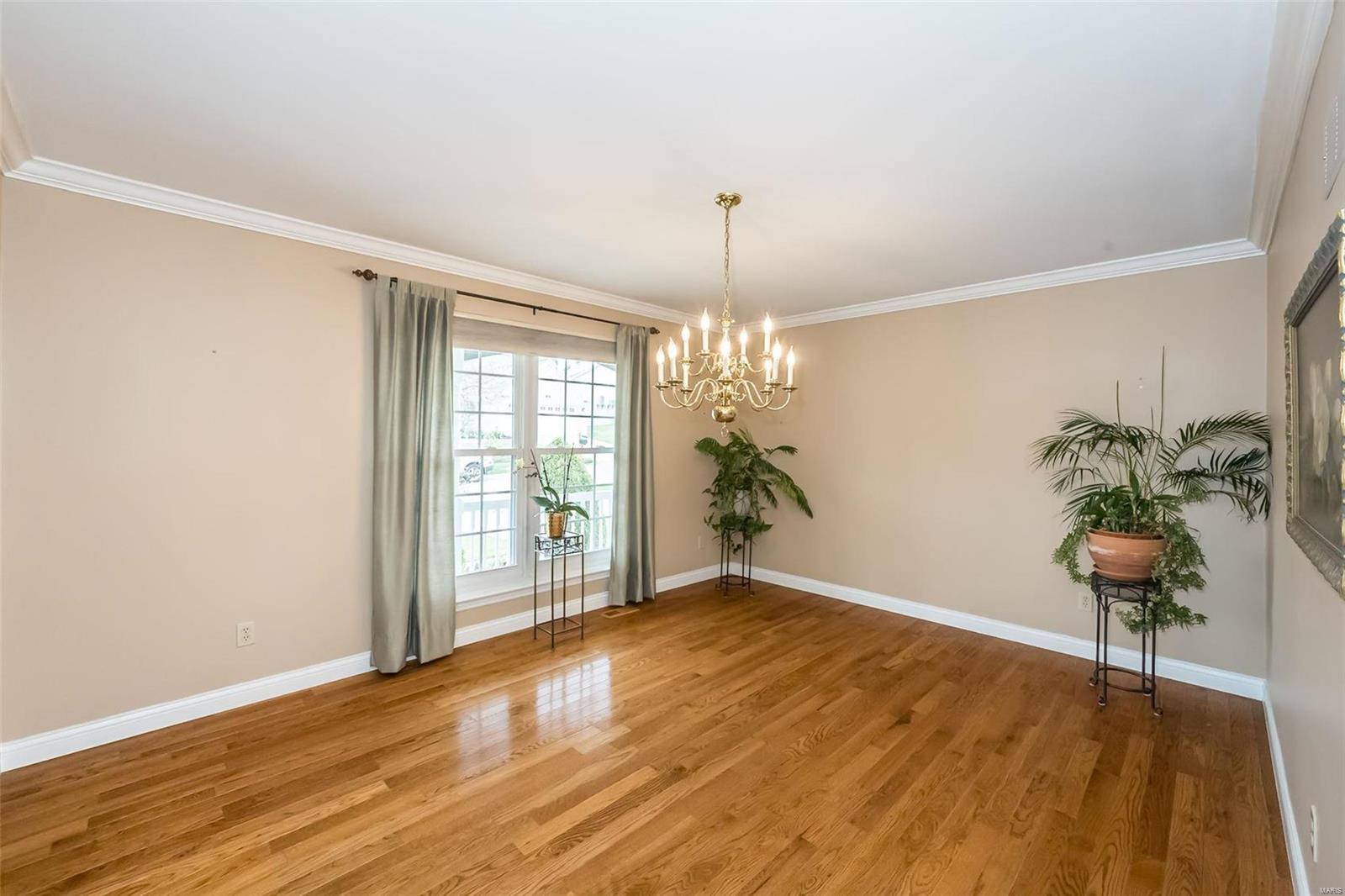 405 Roosevelt Woods Court