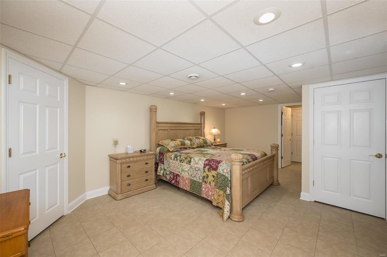 405 Roosevelt Woods Court