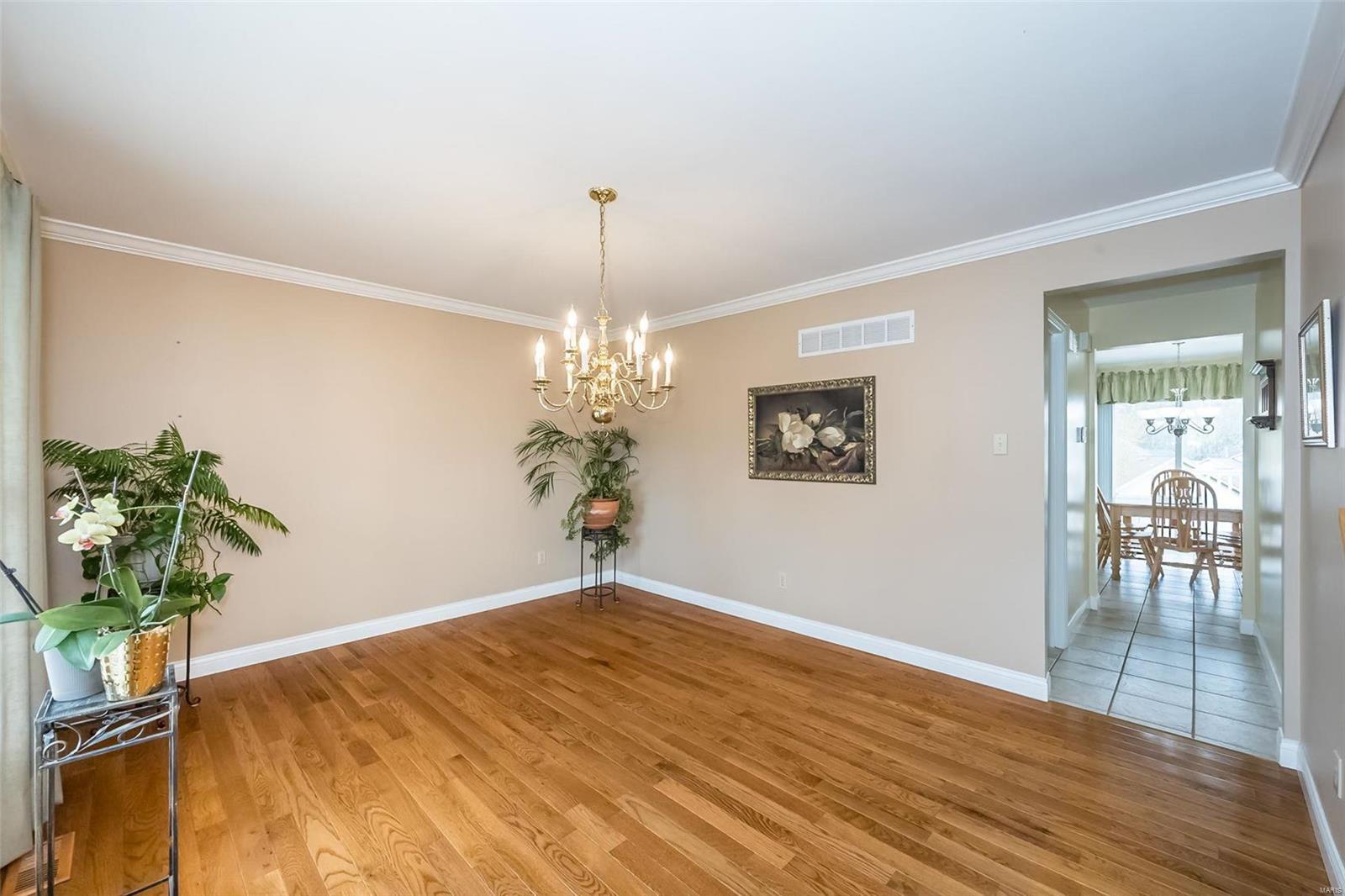 405 Roosevelt Woods Court