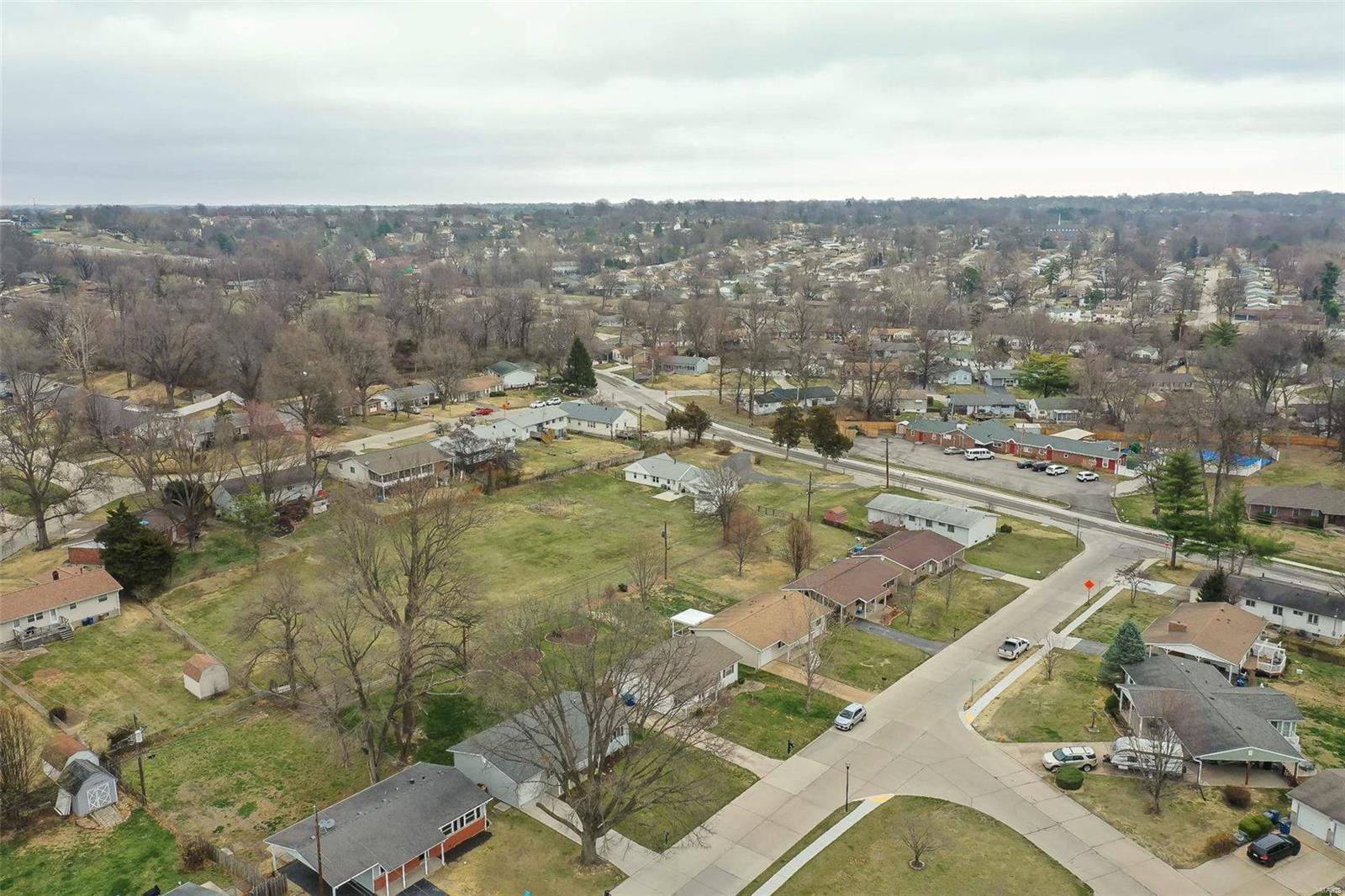 11911 Glenridge Drive