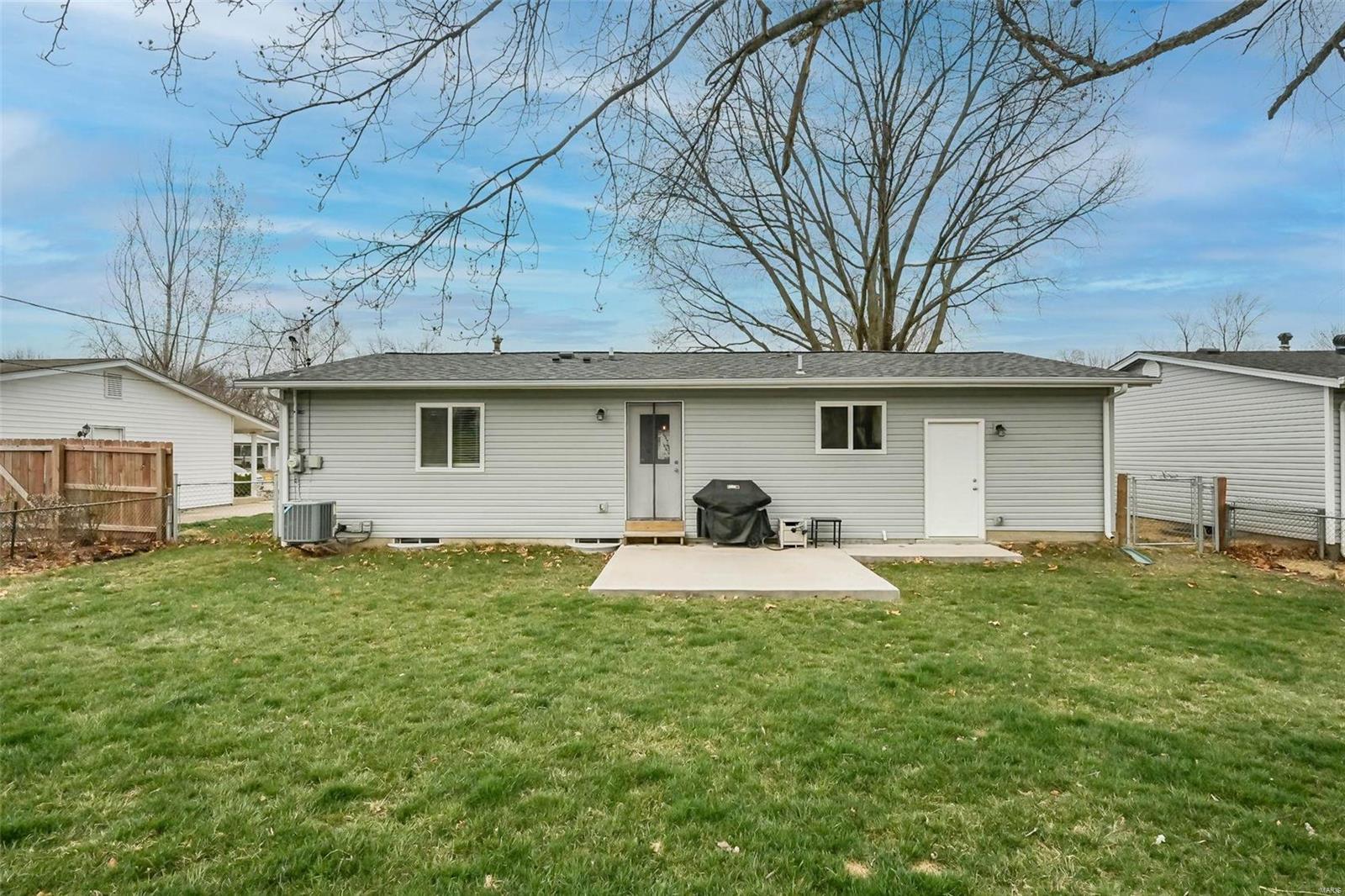 11911 Glenridge Drive