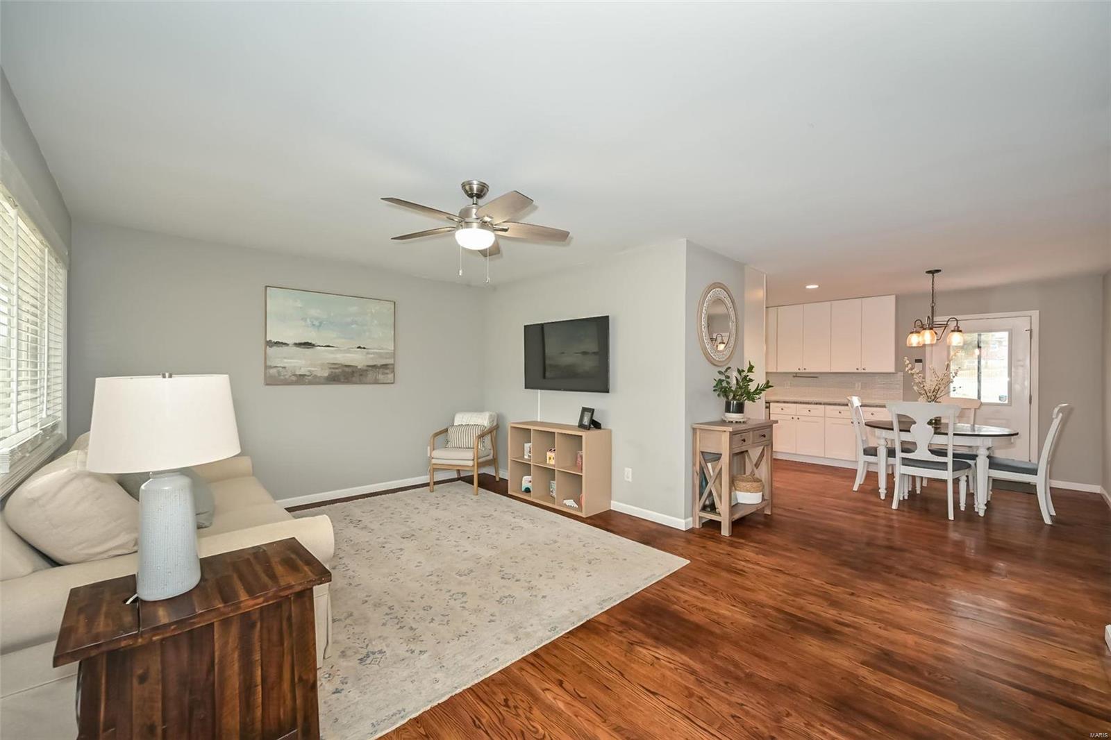 11911 Glenridge Drive