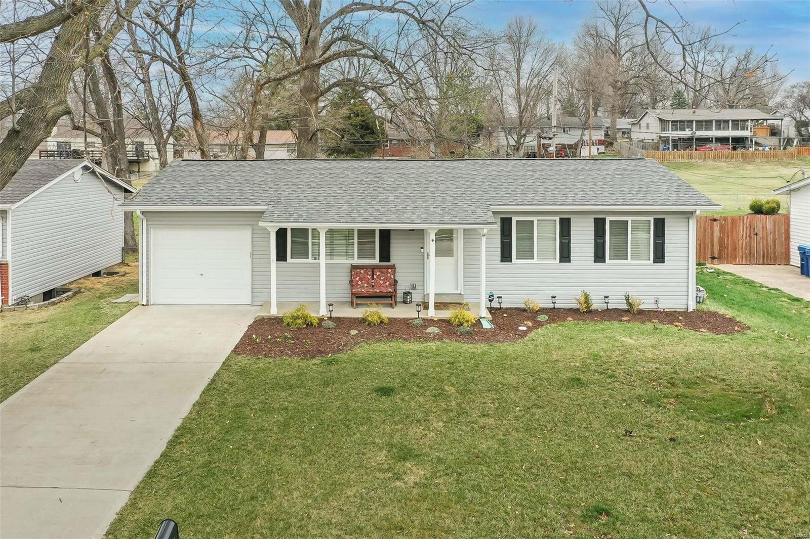 11911 Glenridge Drive