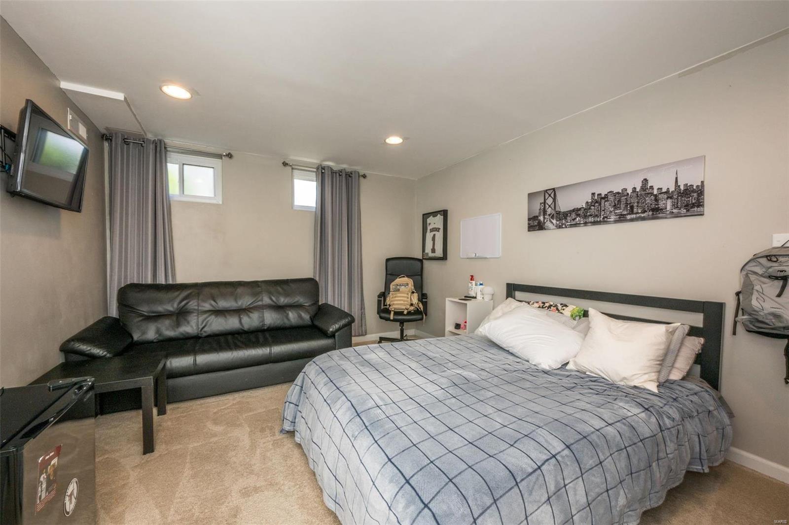 1028 Acorn Hollow Court