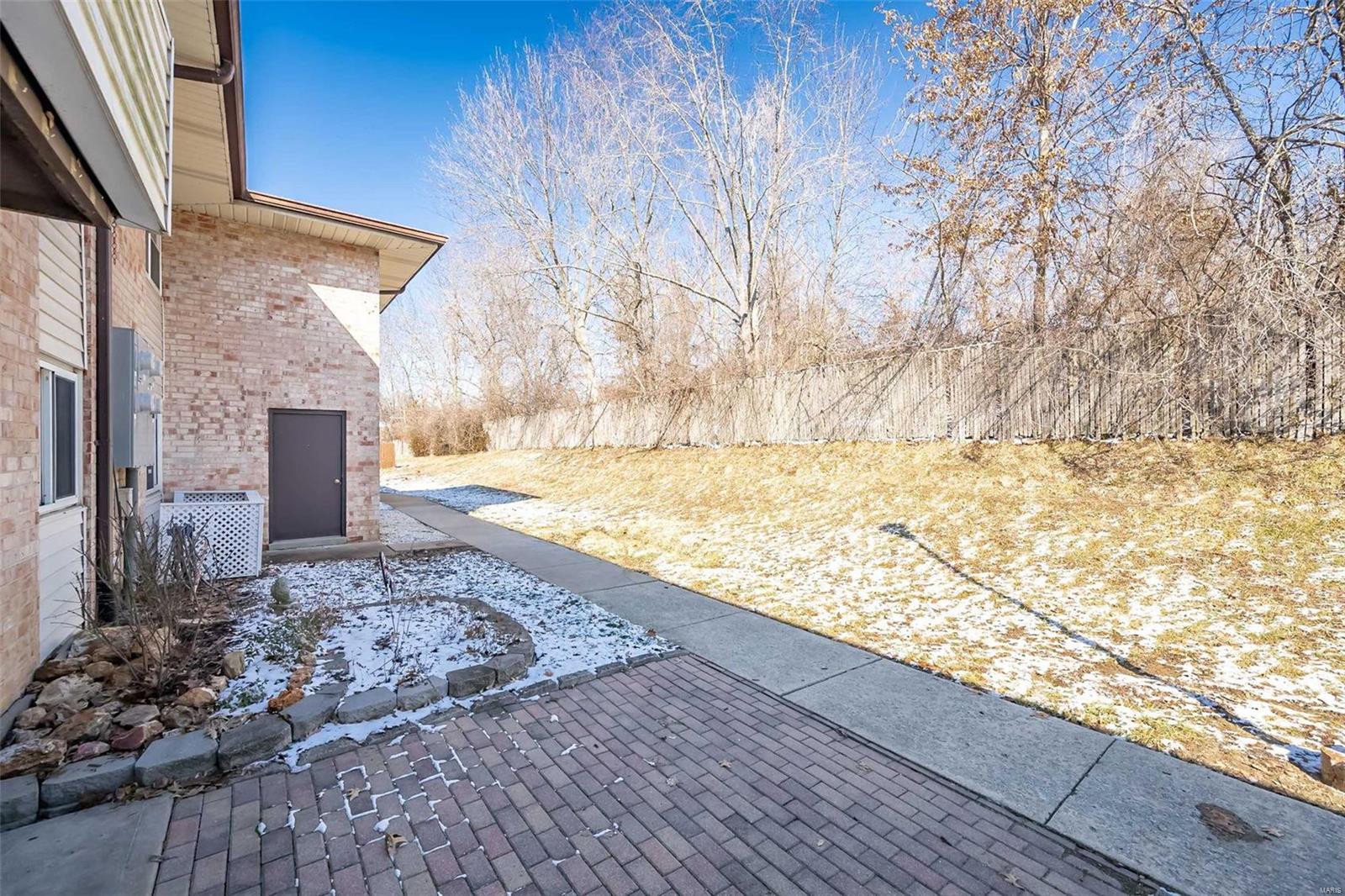 10135 Sakura Drive Unit: D