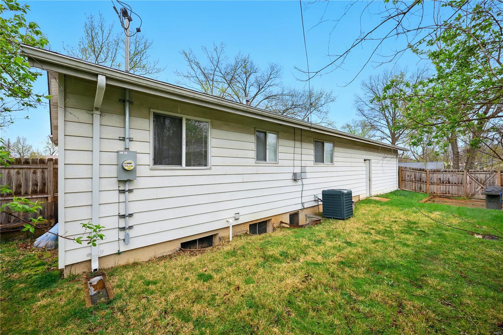 2020 Bentley Manor Drive