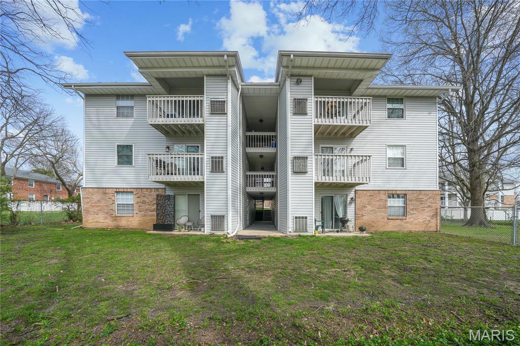 621 S Kirkwood Road Unit: 300