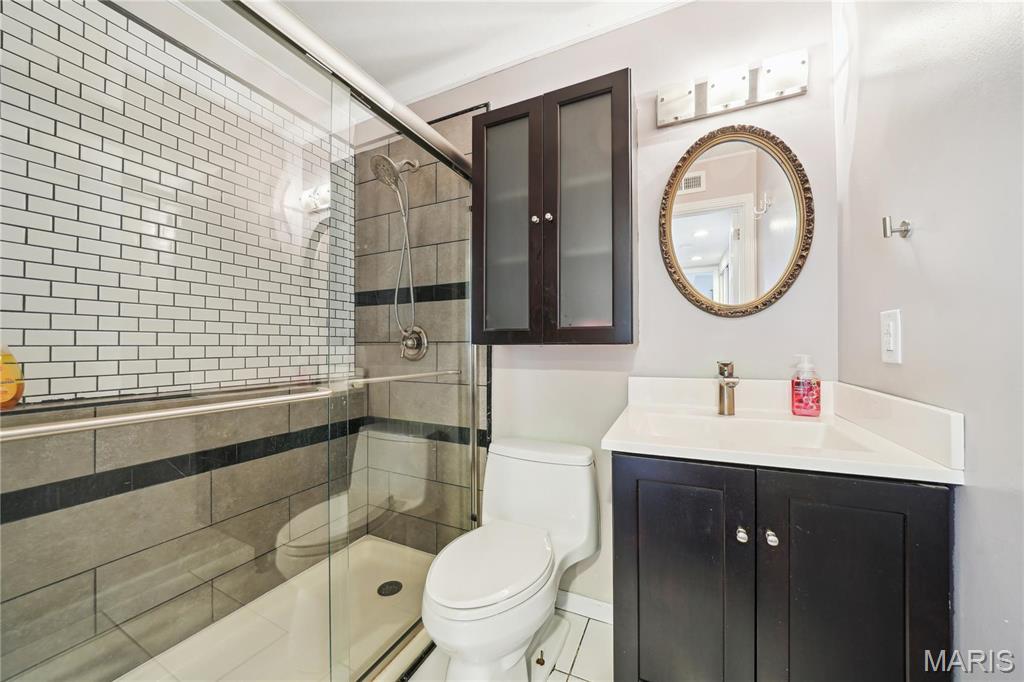 621 S Kirkwood Road Unit: 300