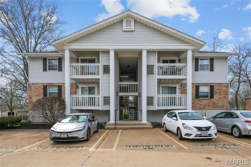 621 S Kirkwood Road Unit: 300