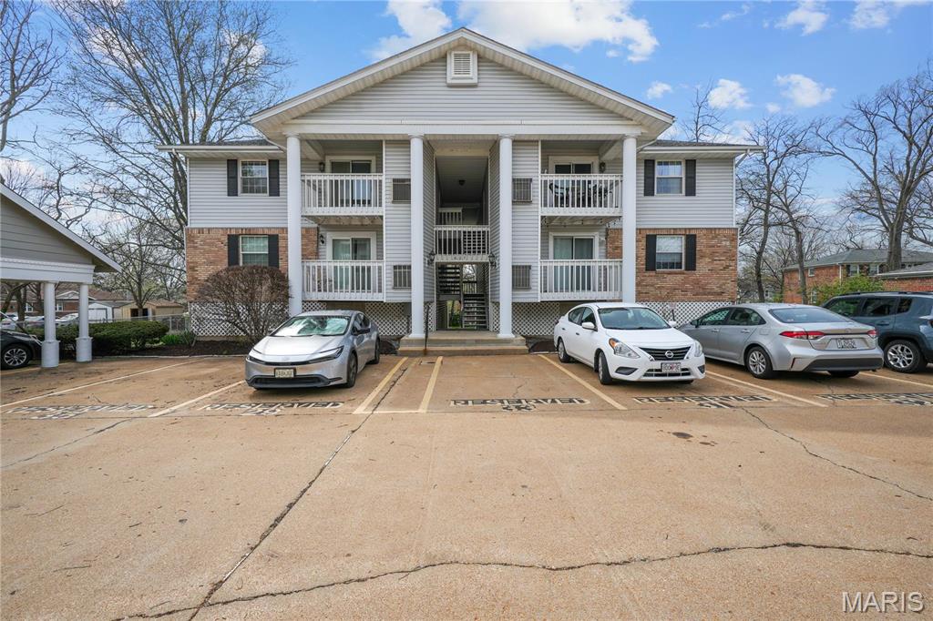 621 S Kirkwood Road Unit: 300