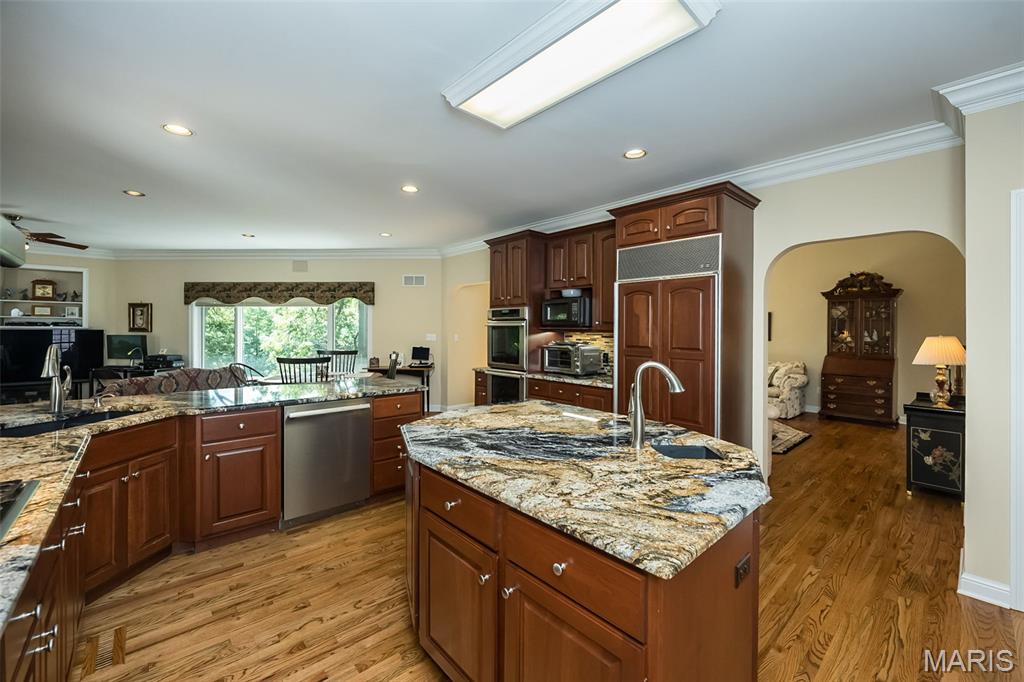 718 River Hills Drive