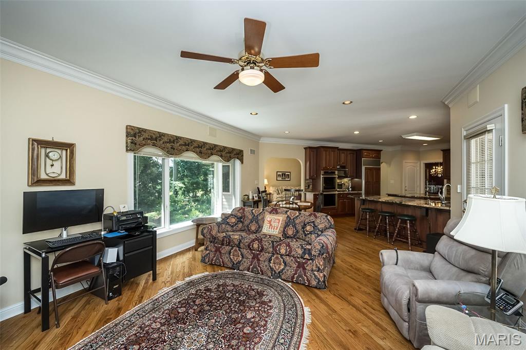 718 River Hills Drive