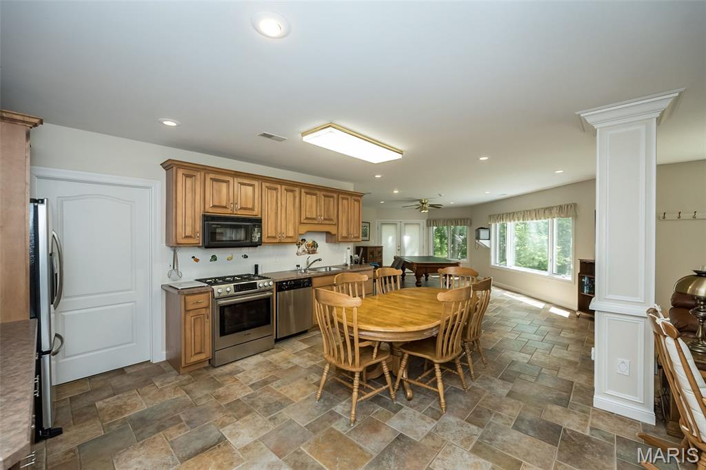 718 River Hills Drive