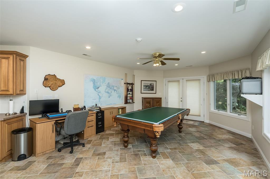 718 River Hills Drive