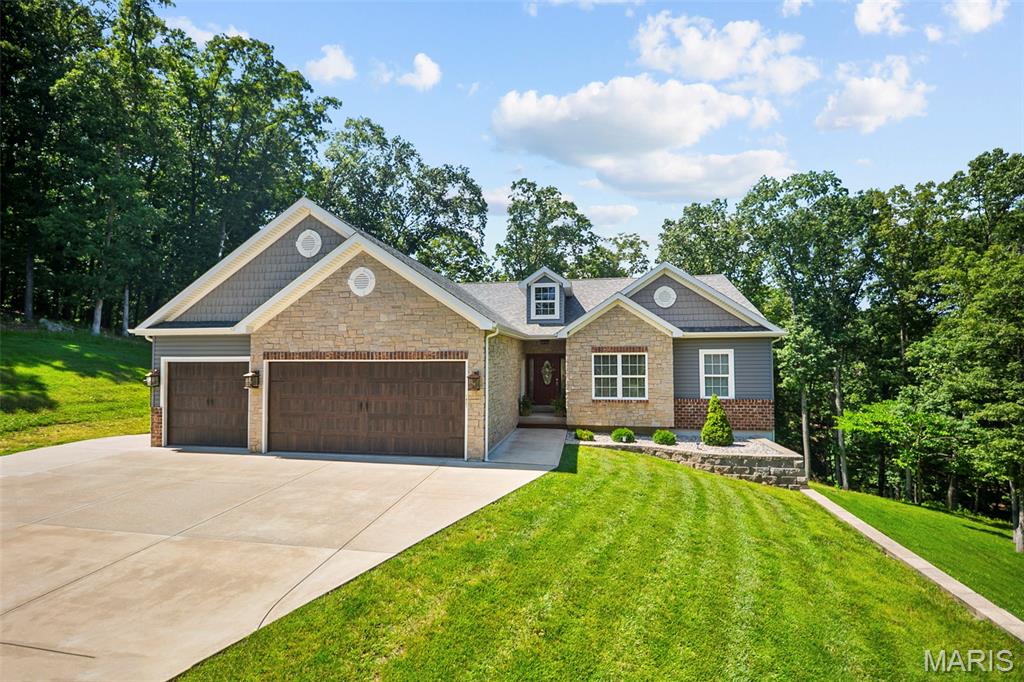 1421 Paradise Valley Drive