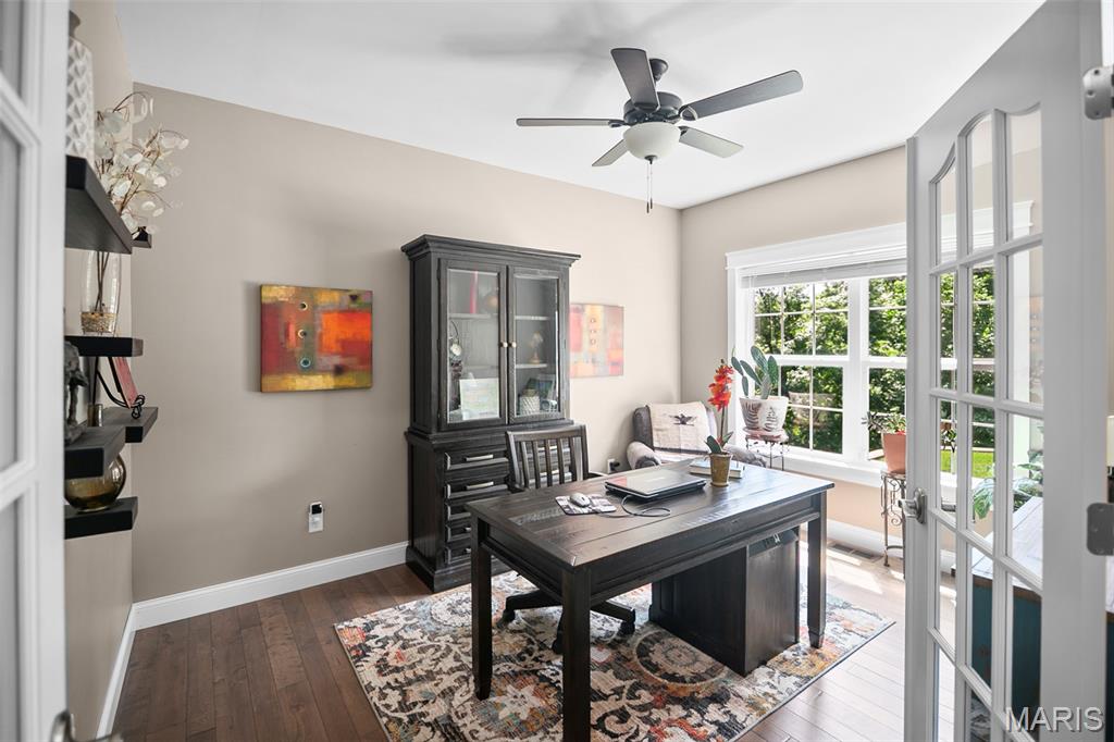 1421 Paradise Valley Drive