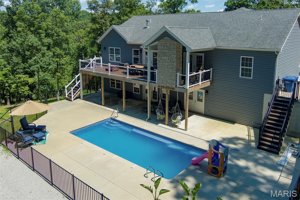 1421 Paradise Valley Drive