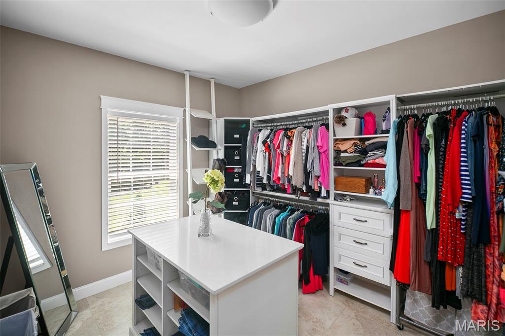 1421 Paradise Valley Drive