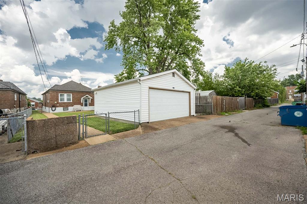 3922 Alexander Street