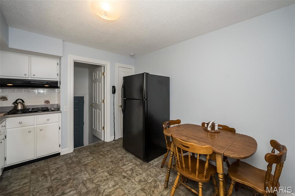 3922 Alexander Street