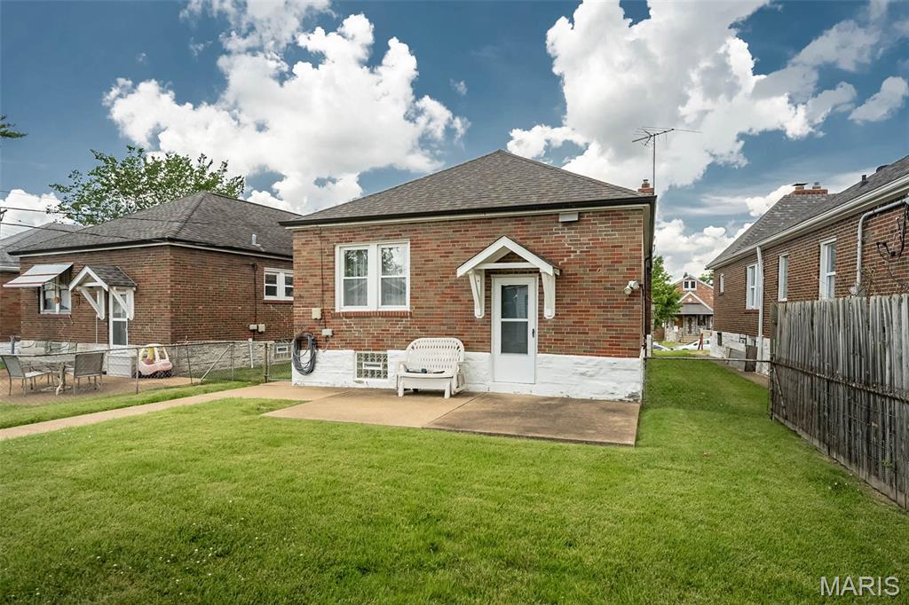 3922 Alexander Street