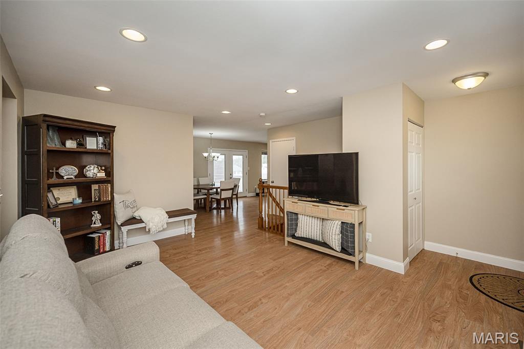 1226 Kings Trail Lane