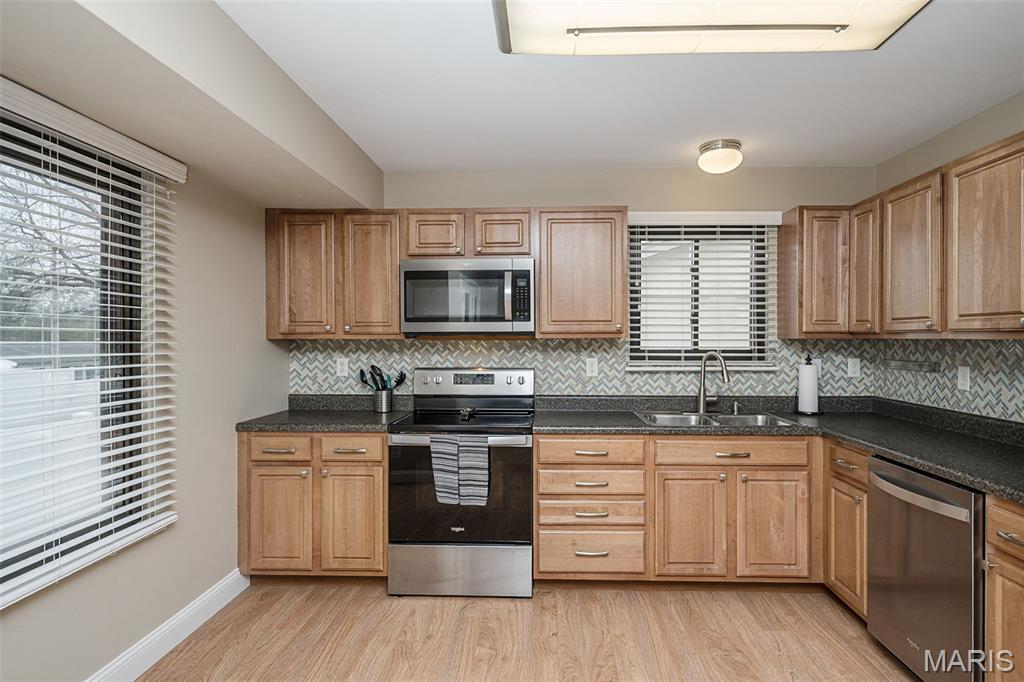 1226 Kings Trail Lane