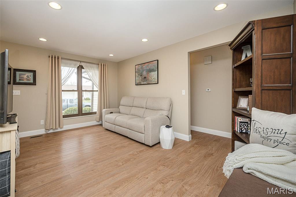 1226 Kings Trail Lane