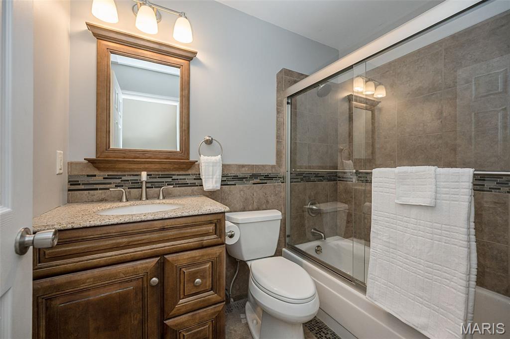 1226 Kings Trail Lane