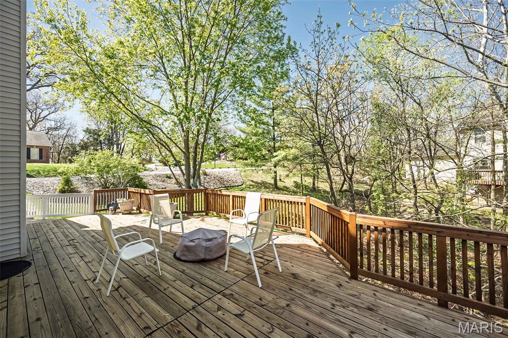 1529 Paradise Valley Drive