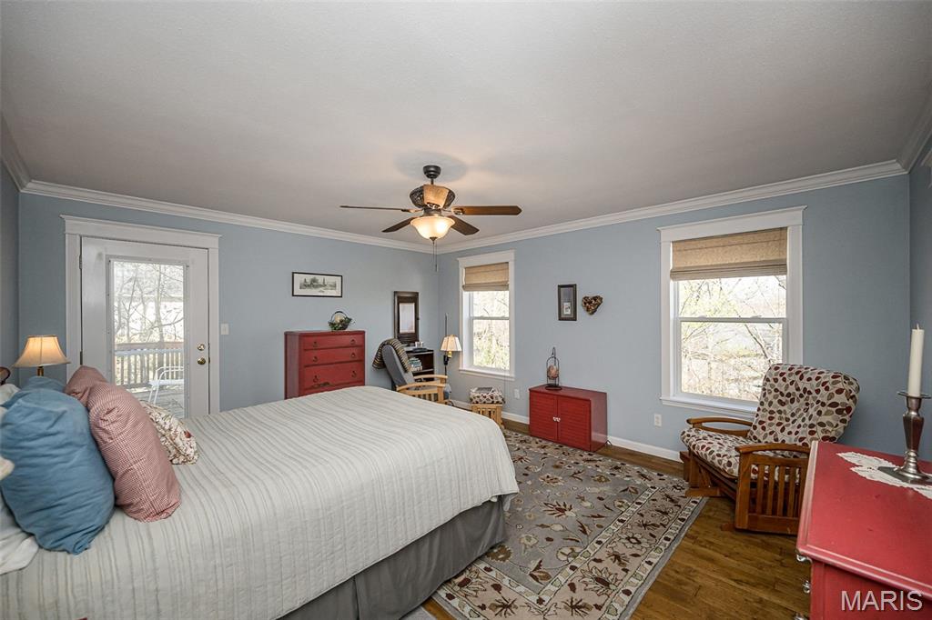 1529 Paradise Valley Drive