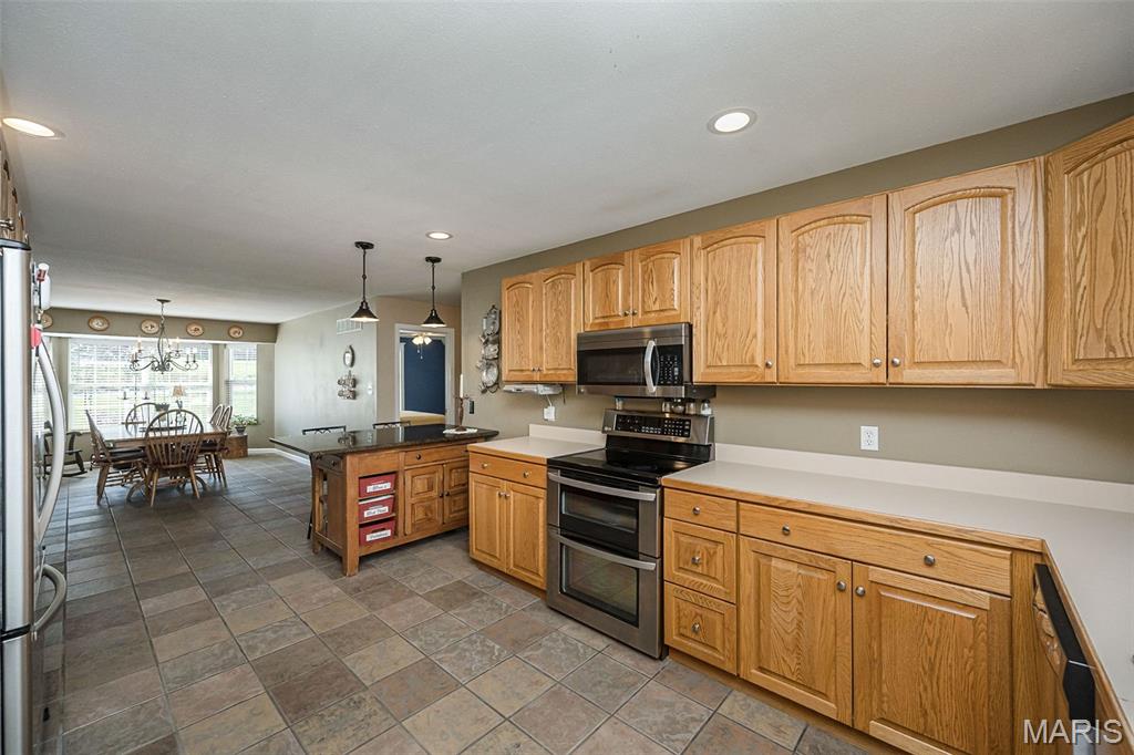 1529 Paradise Valley Drive