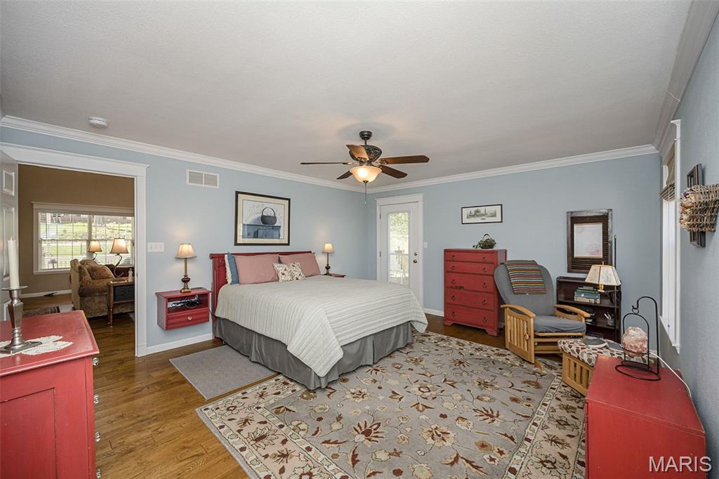 1529 Paradise Valley Drive