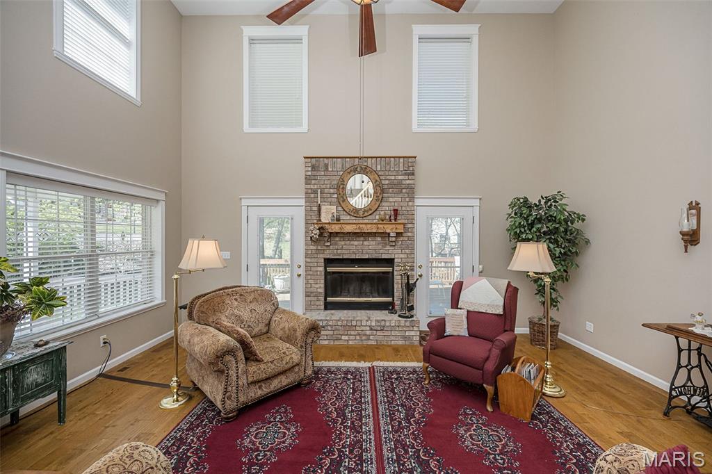 1529 Paradise Valley Drive