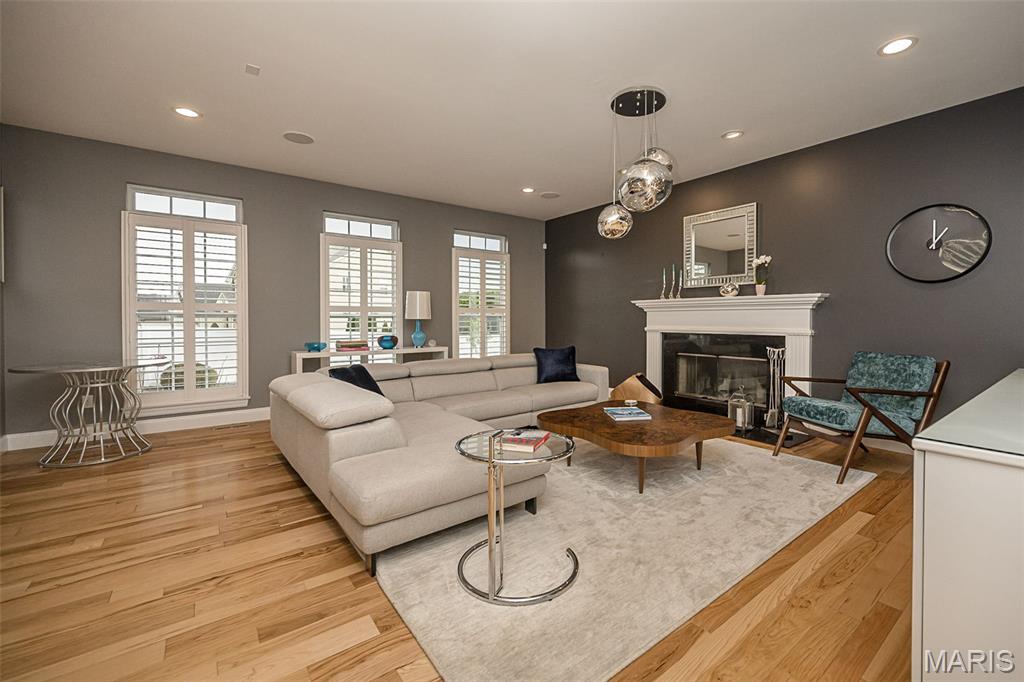 46 Heritage Pointe Circle