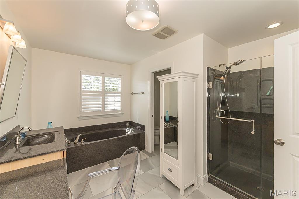 46 Heritage Pointe Circle