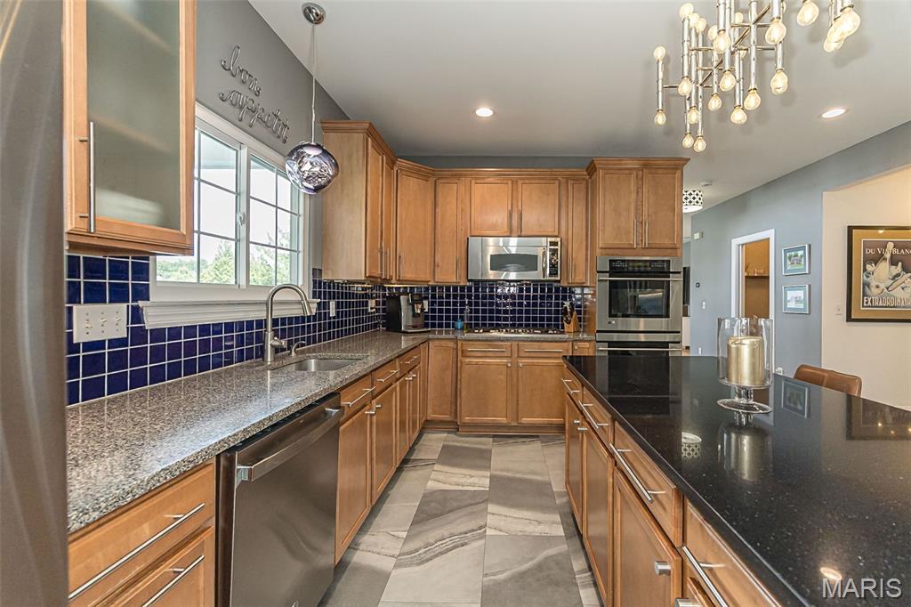 46 Heritage Pointe Circle