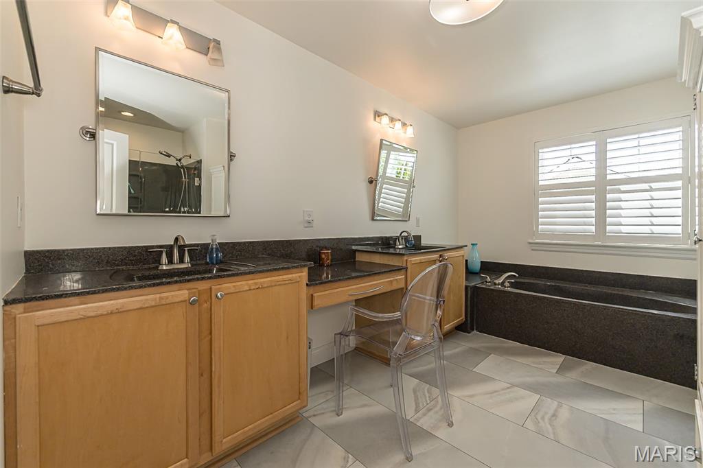 46 Heritage Pointe Circle