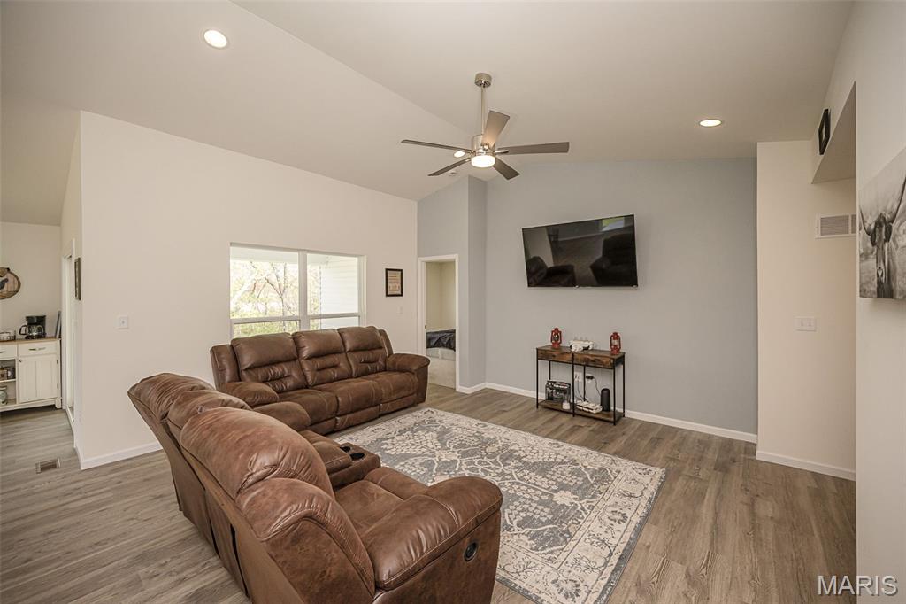 342 Cumberland Court