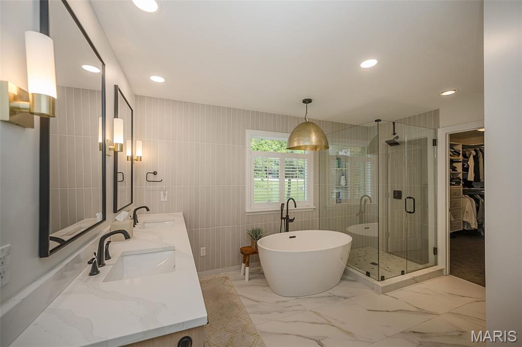 1 Rockfern Court