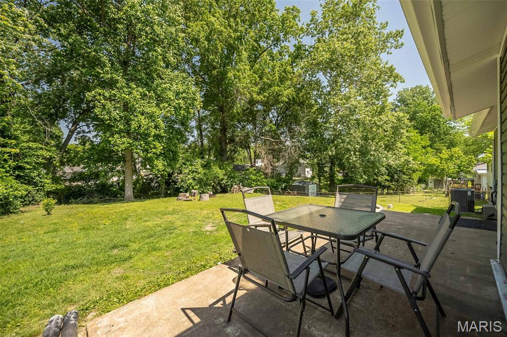 935 Loretta Drive
